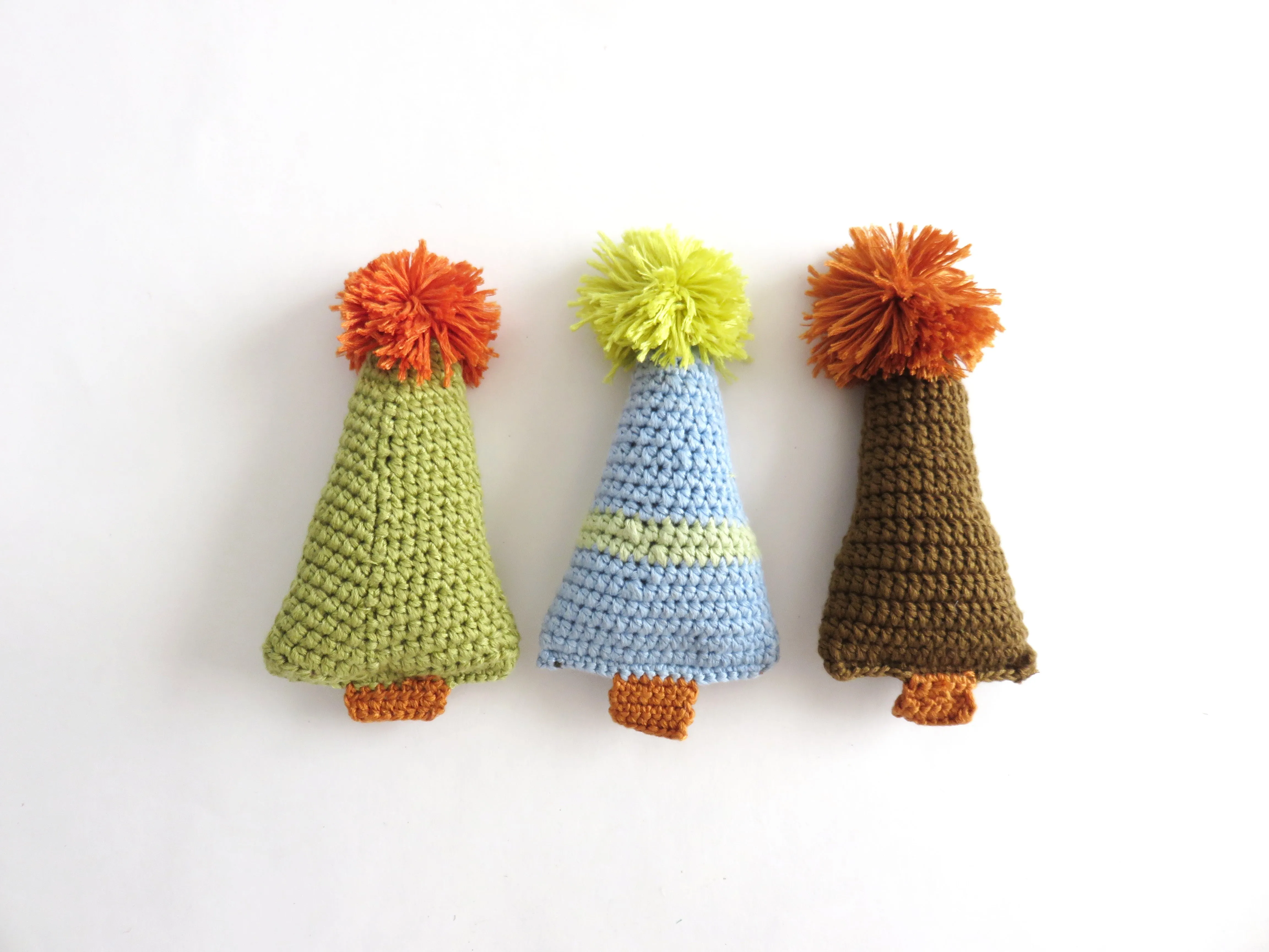 Cozy Christmas Tree Ornament Set